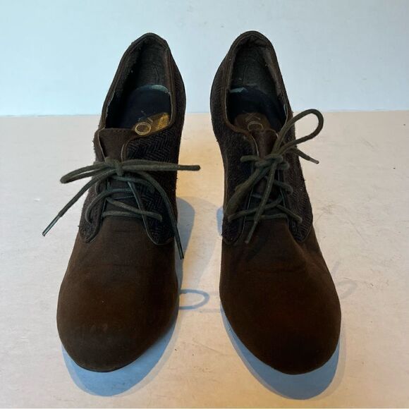 XOXO Women's Lace Up Brown Heels Fabric Upper Size 8M - Picture 2 of 8